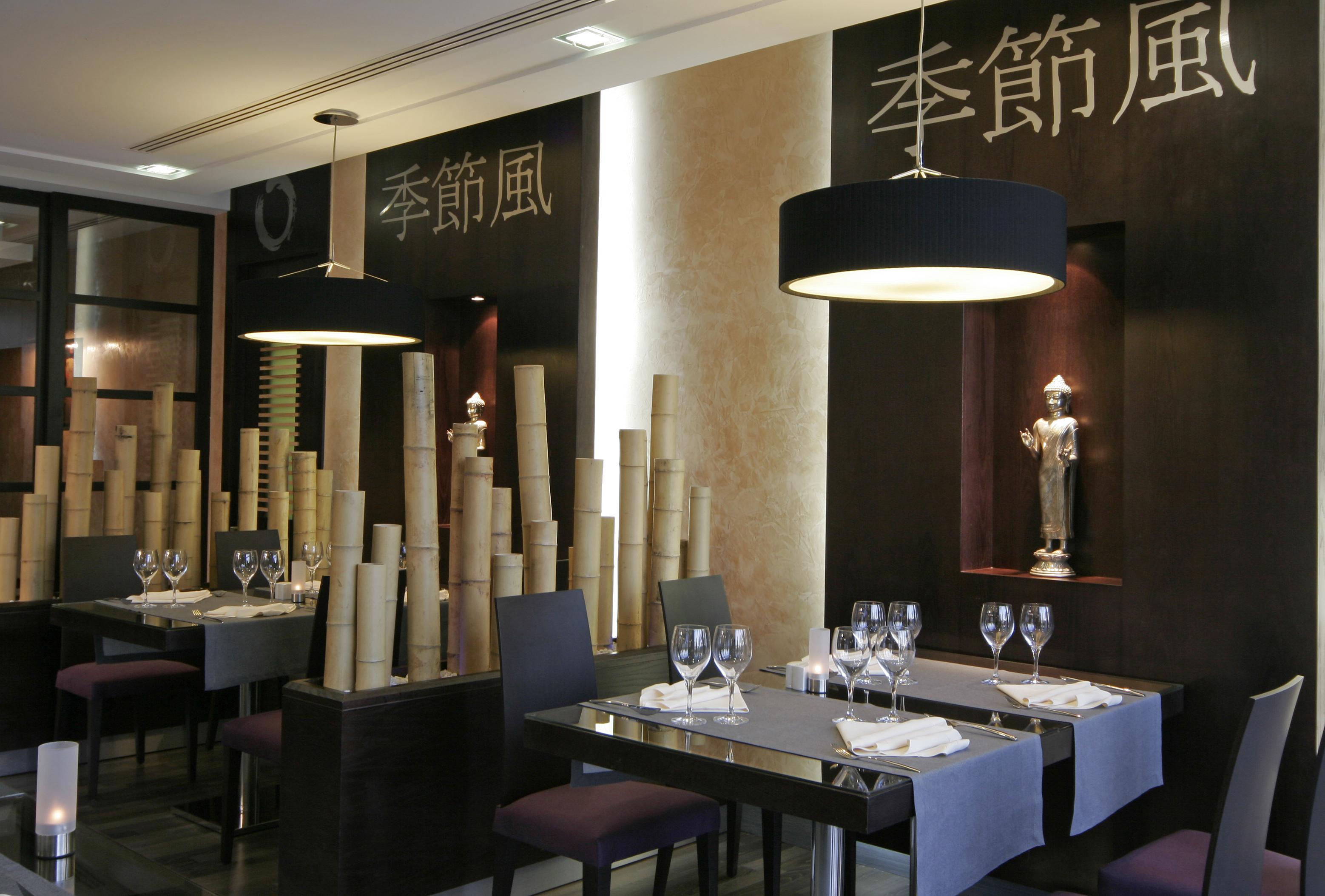 因索特尔芬尼西亚名誉套房酒店和spa 圣埃乌拉利亚 外观 照片